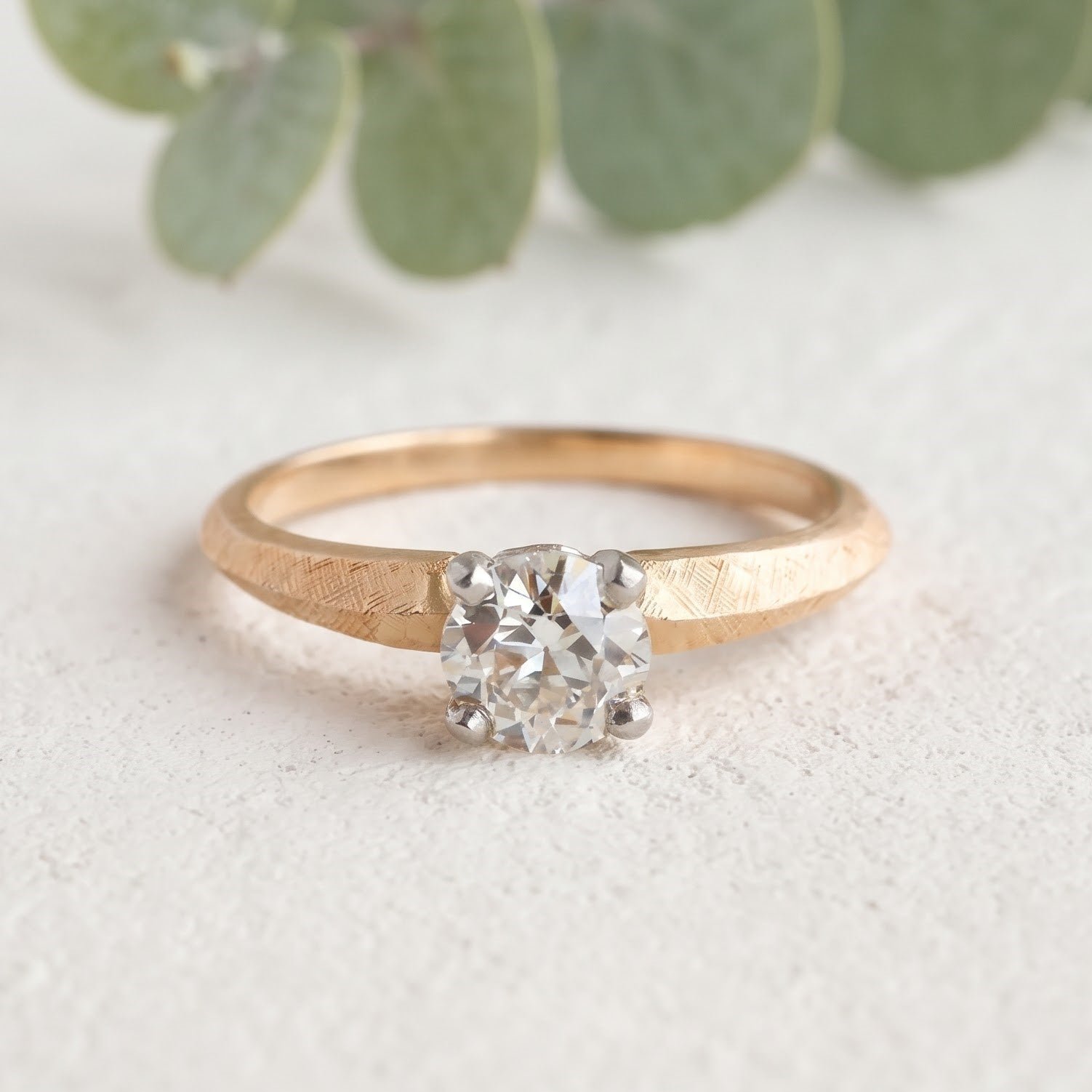 0.60Ct Round Lab Grown Diamond Ring - Image 1